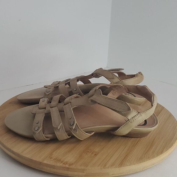 abeo B.I.O. System Sloane Leather Flat Sandals Tan Size 9N - Picture 4 of 11